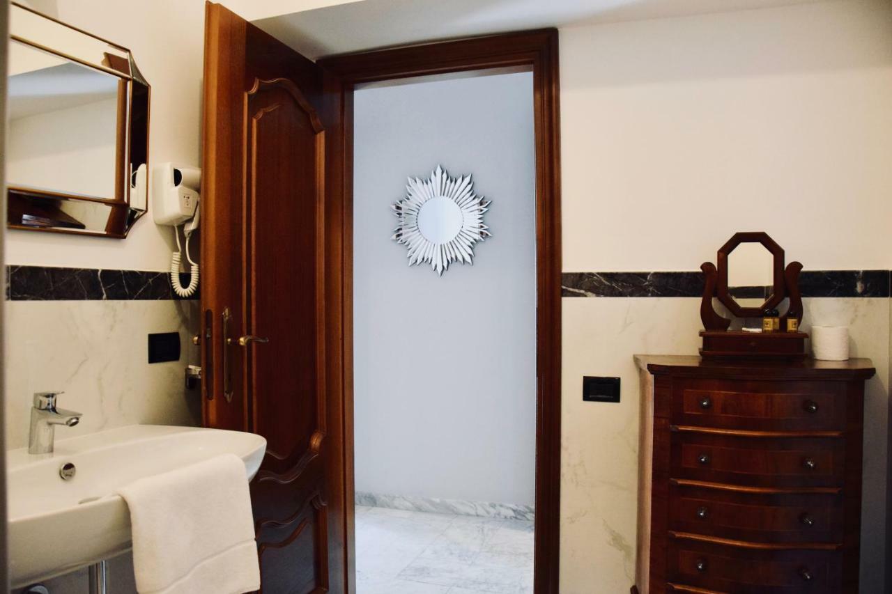 카살레몬페라토 Casa Cristina B&B 외부 사진